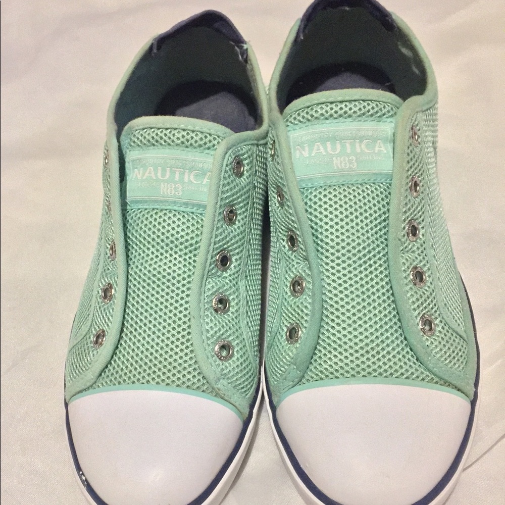 Women's shoes